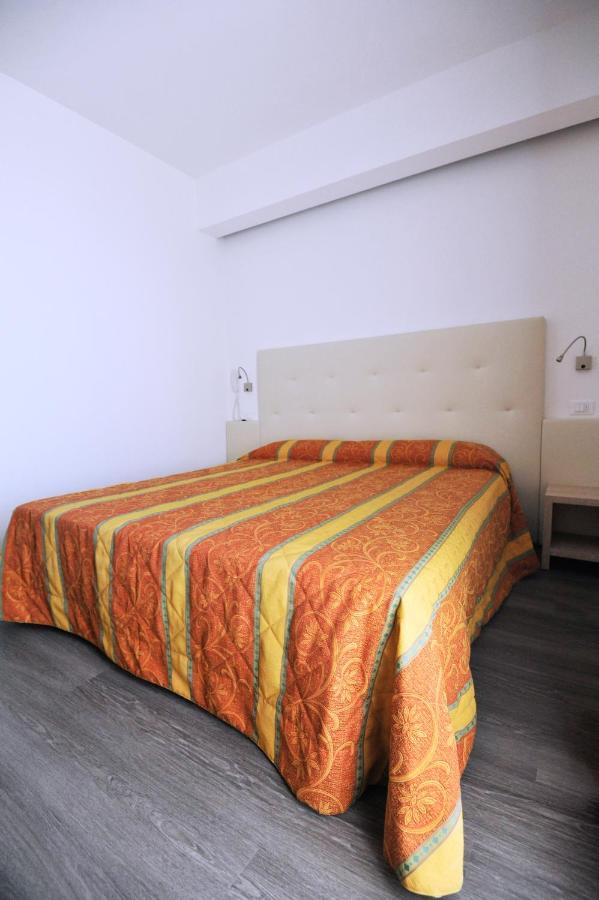 Hotel Marzia Holiday Queen Caorle Ngoại thất bức ảnh
