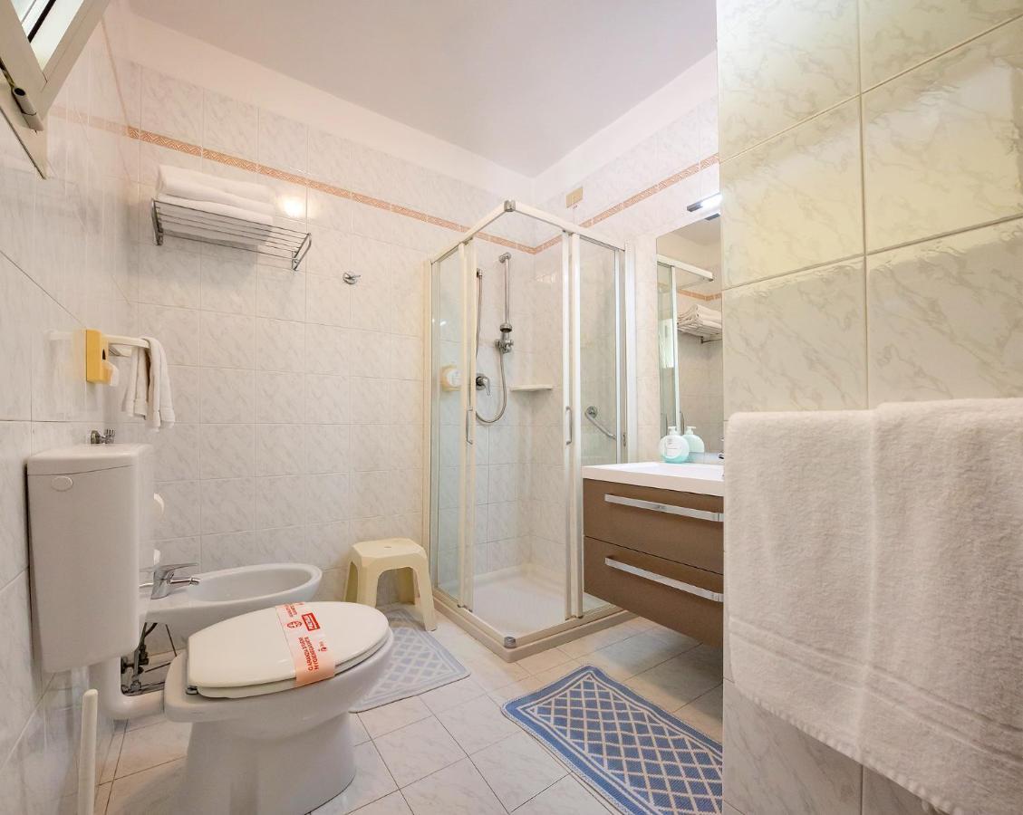 Hotel Marzia Holiday Queen Caorle Ngoại thất bức ảnh