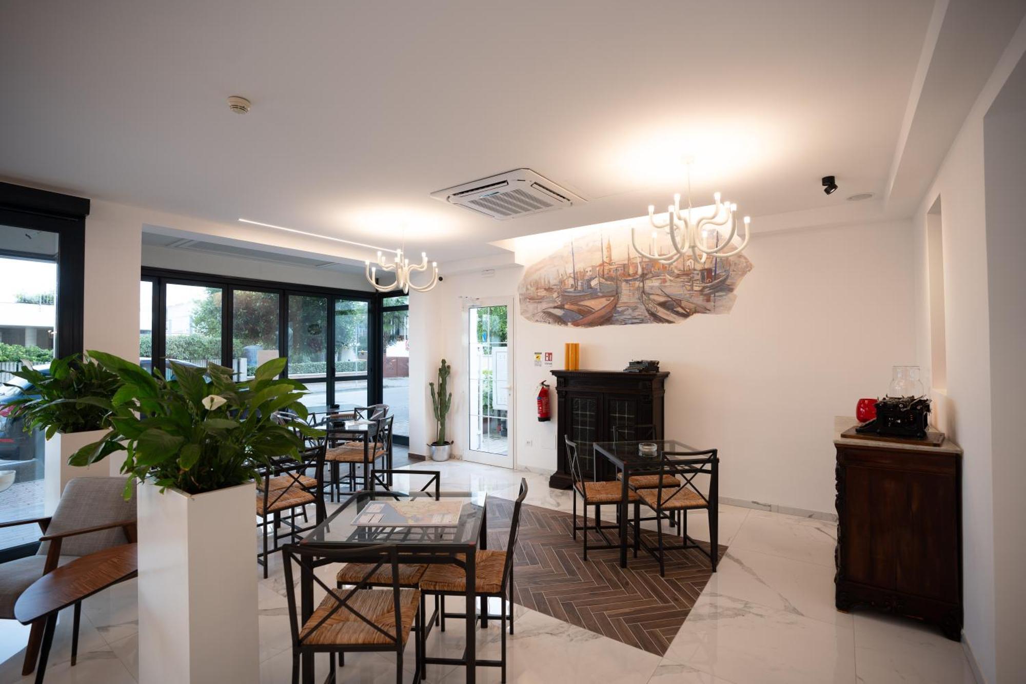Hotel Marzia Holiday Queen Caorle Ngoại thất bức ảnh