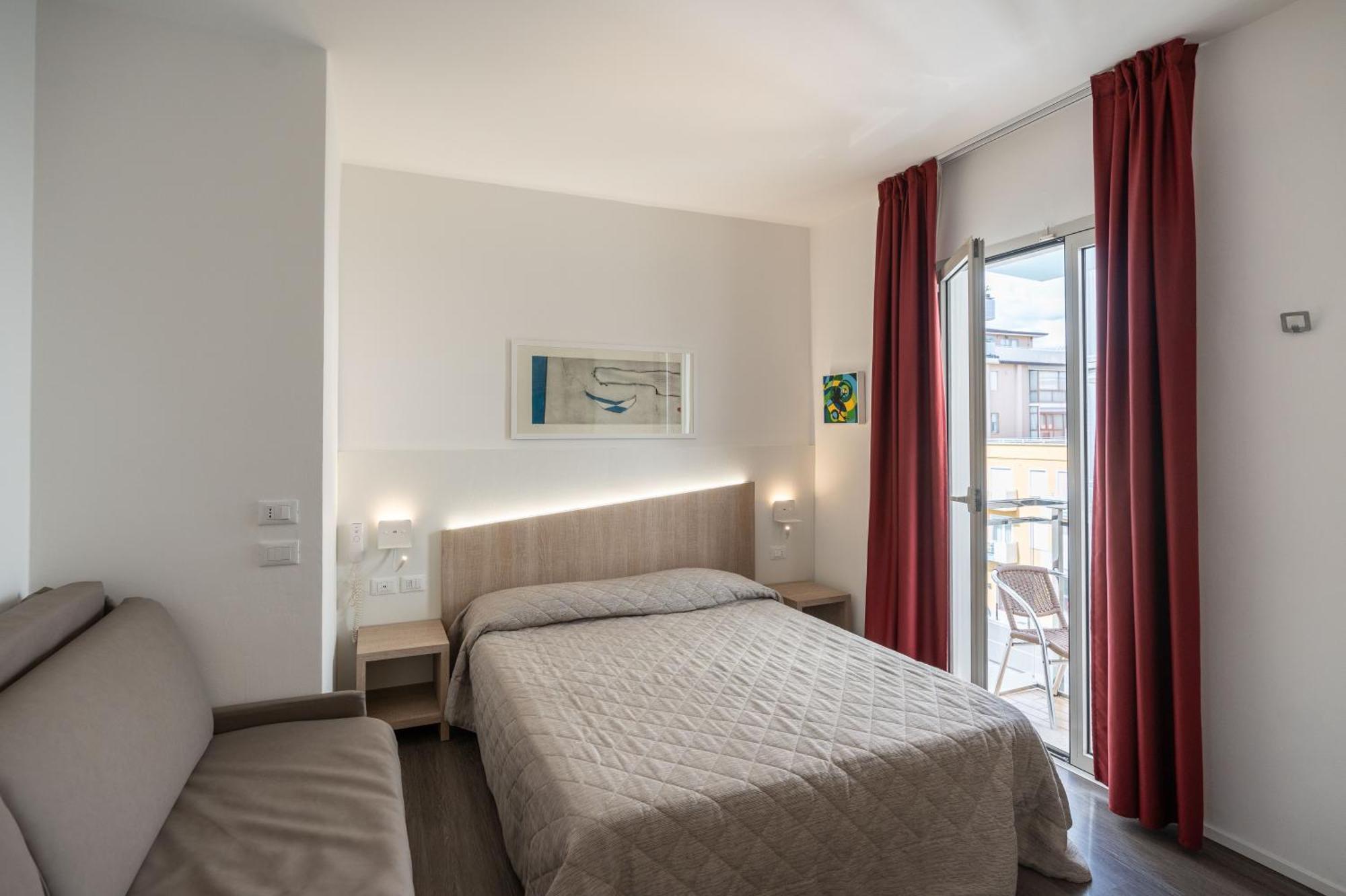 Hotel Marzia Holiday Queen Caorle Ngoại thất bức ảnh