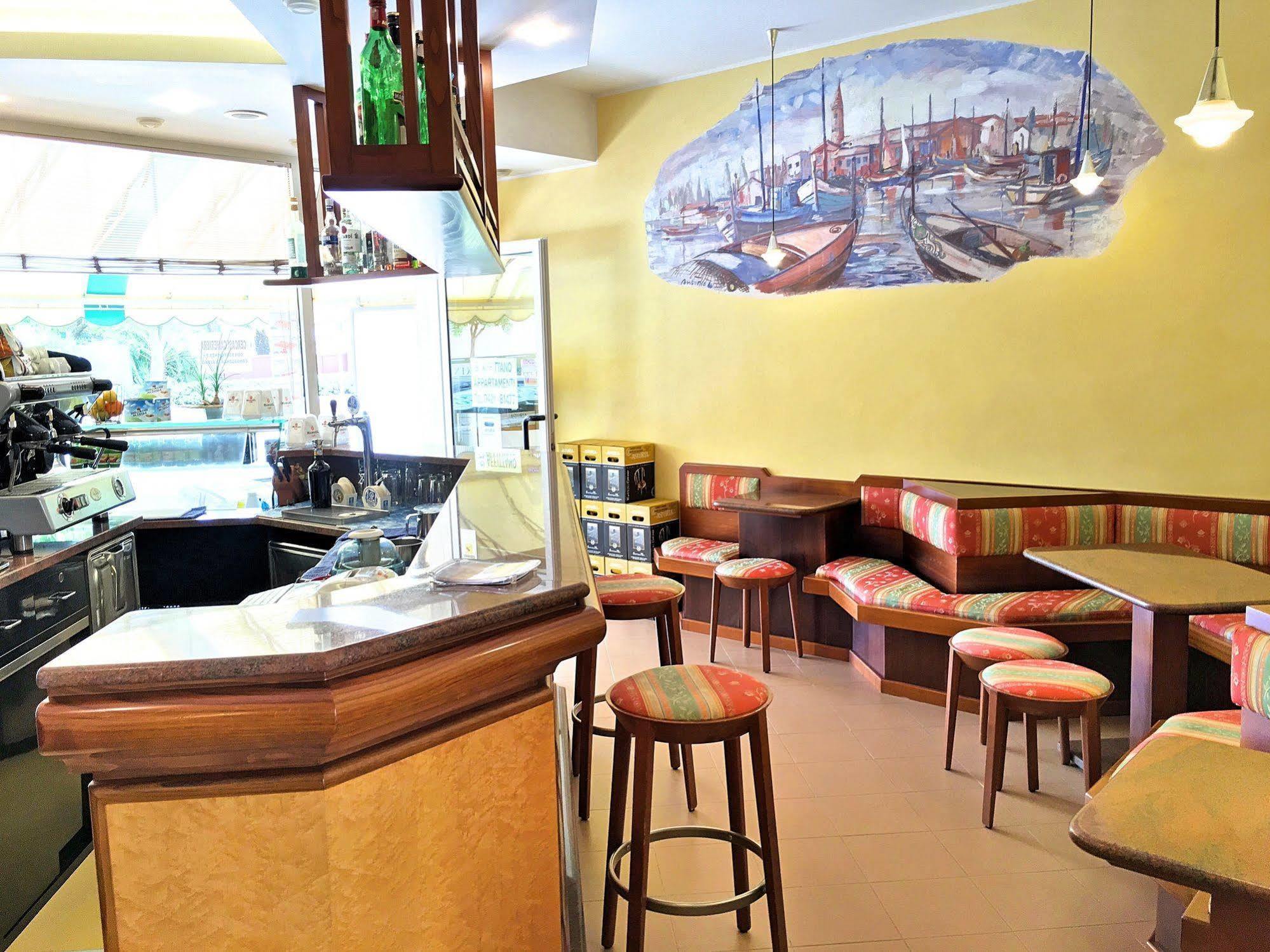 Hotel Marzia Holiday Queen Caorle Ngoại thất bức ảnh